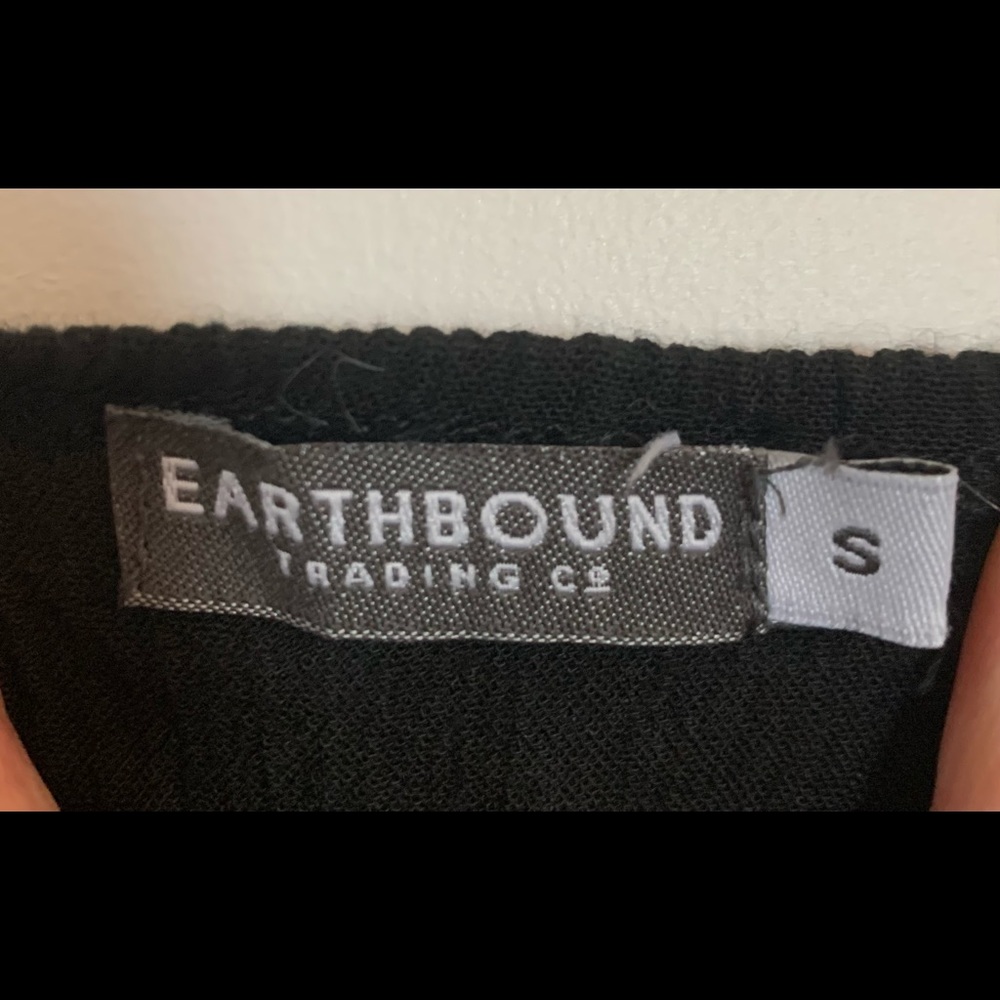 Earthbound black seersucker crop blouse.
